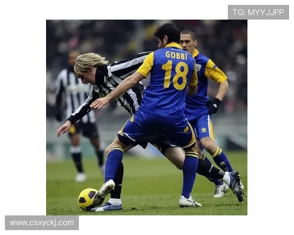 西安足球队战术分析：包夹战术背后的秘密与影响解析